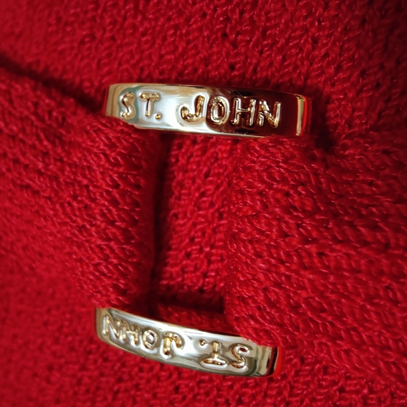 St. John Collection Classic Red Knit Jacket And Skirt Set, Size 14 - Picture 6 of 11